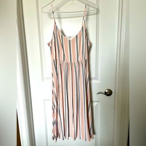 BNWOT BB Dakota Lila Sundress Striped Size 10